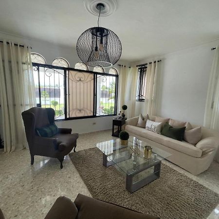Villa The Gil Place à Santiago De Los Caballeros Extérieur photo