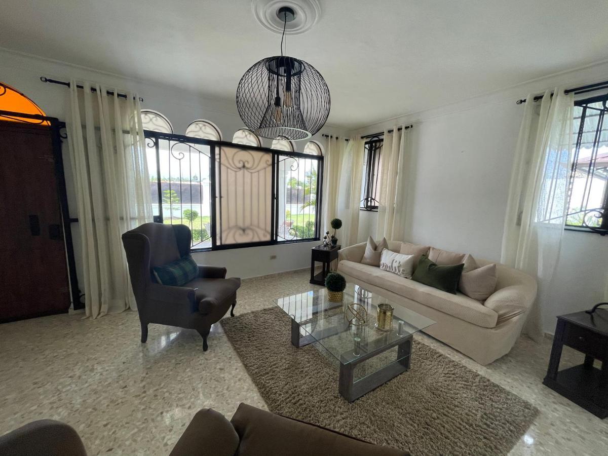 Villa The Gil Place à Santiago De Los Caballeros Extérieur photo
